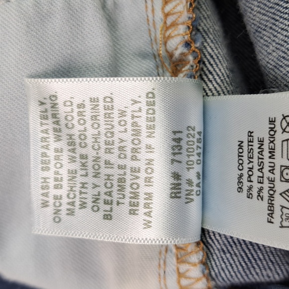 L.L. Bean Classic Fit Straight Leg Blue Jeans Size 14 M/T Inseam 31' - Picture 17 of 17